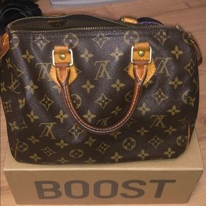 Louis Vuitton Speedy! GREAT CONDITION!